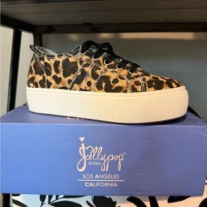 Jellypop Women's Leopard Print Platform Sneakers Size 7.5